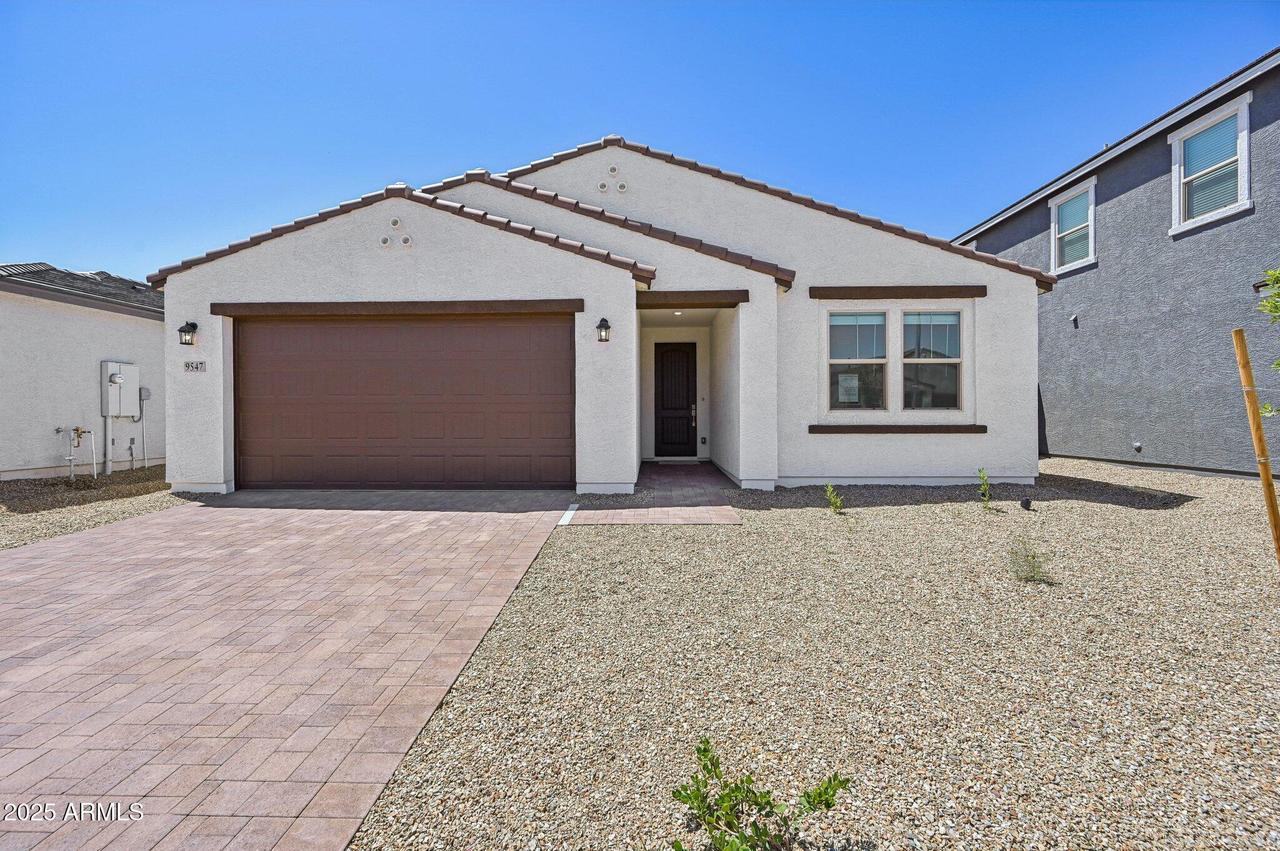 9547 W Parkway Dr., Tolleson, AZ 85353