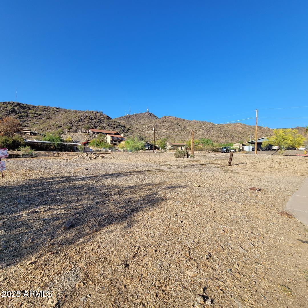 1544 W Shangri La Rd. #101, Phoenix, AZ 85029