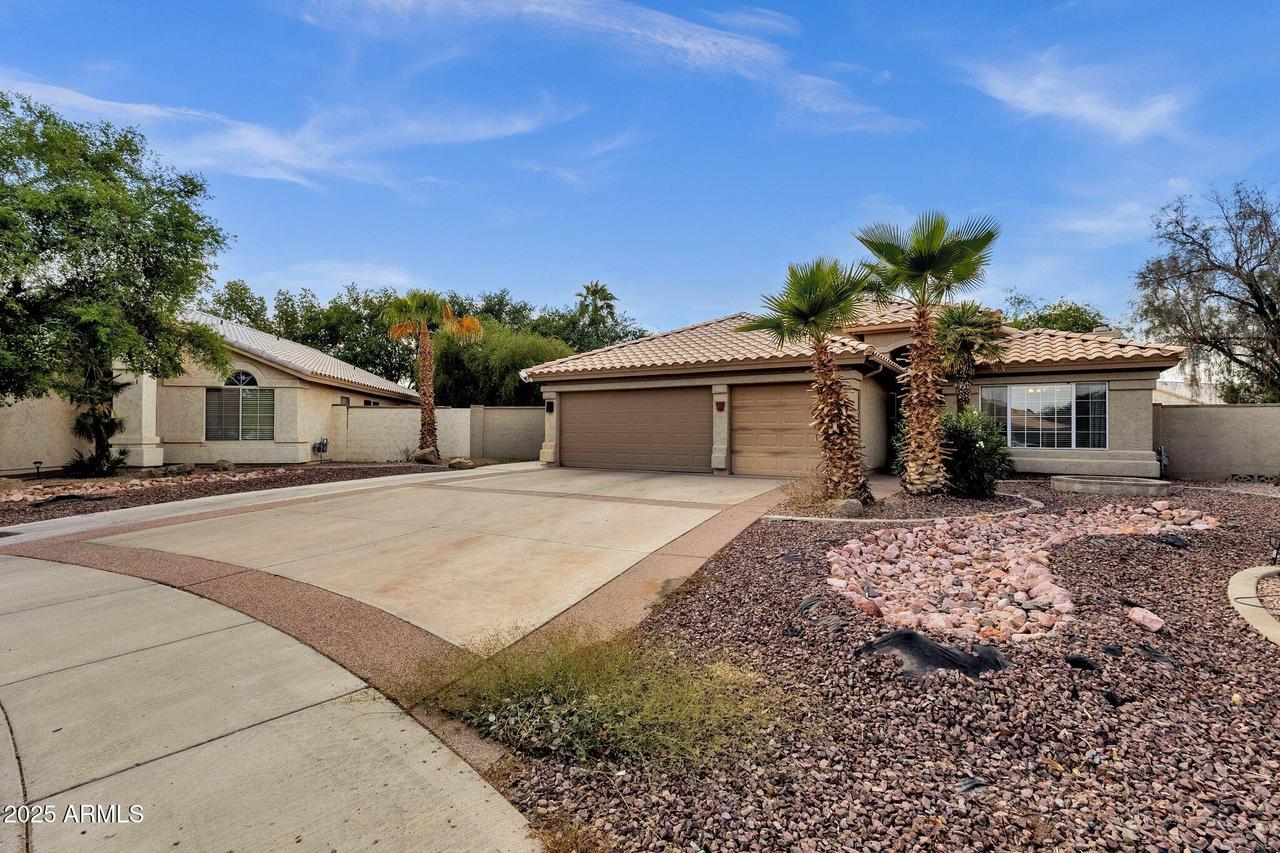4616 E Gold Poppy Way, Phoenix, AZ 85044