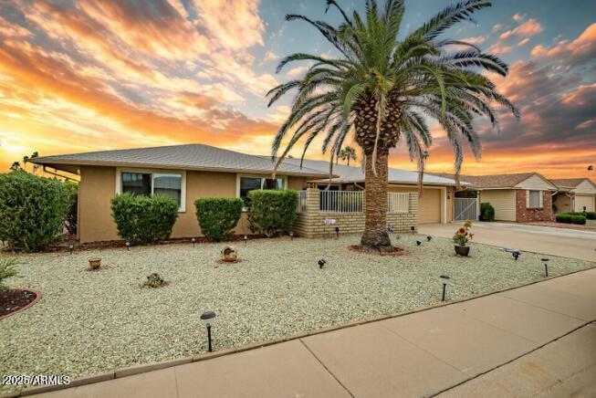 10701 W Pineaire Dr., Sun City, AZ 85351