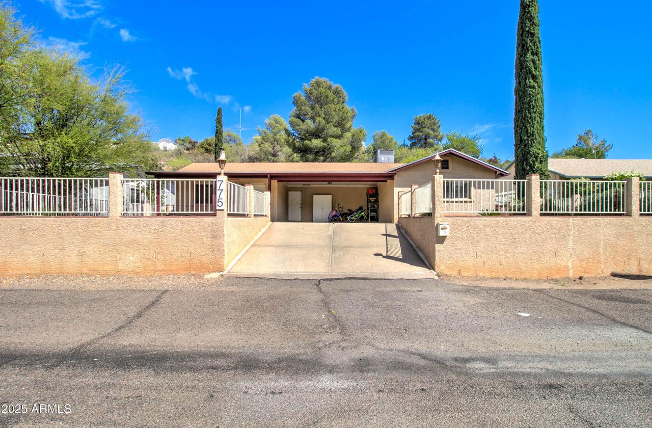 775 S Tenth St., Globe, AZ 85501