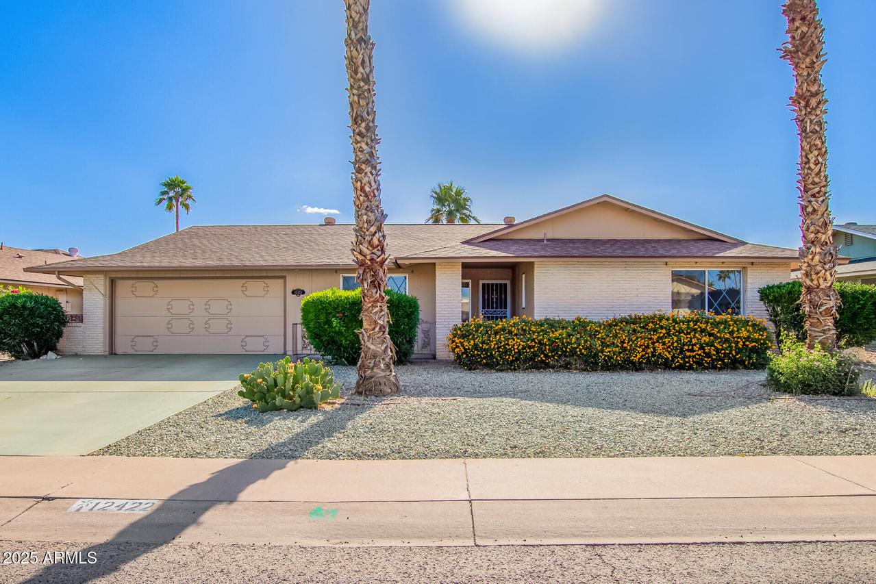 12422 N 98th Ave., Sun City, AZ 85351