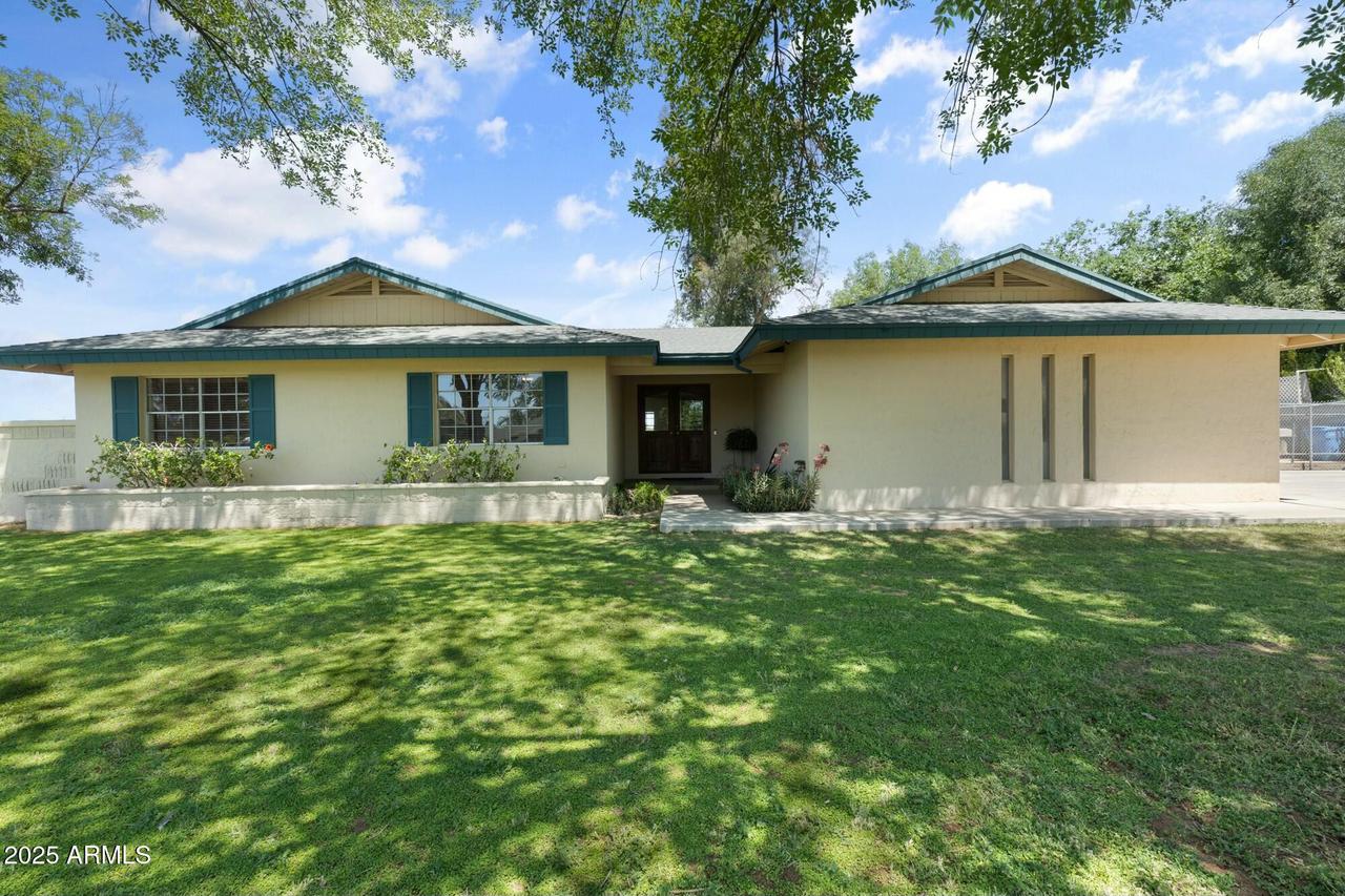 944 E Melody Dr., Gilbert, AZ 85234