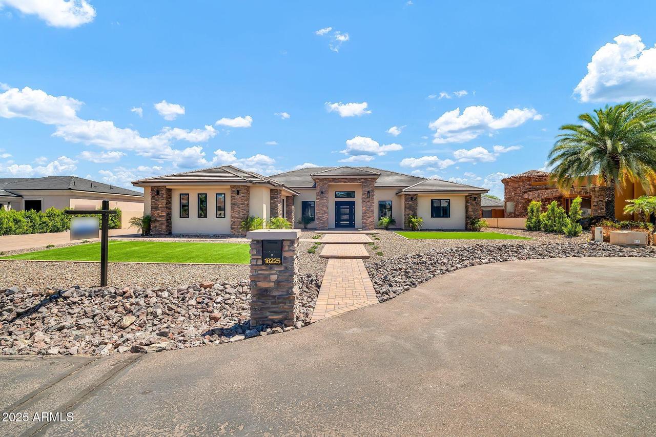 18225 W San Juan Ct., Litchfield Park, AZ 85340
