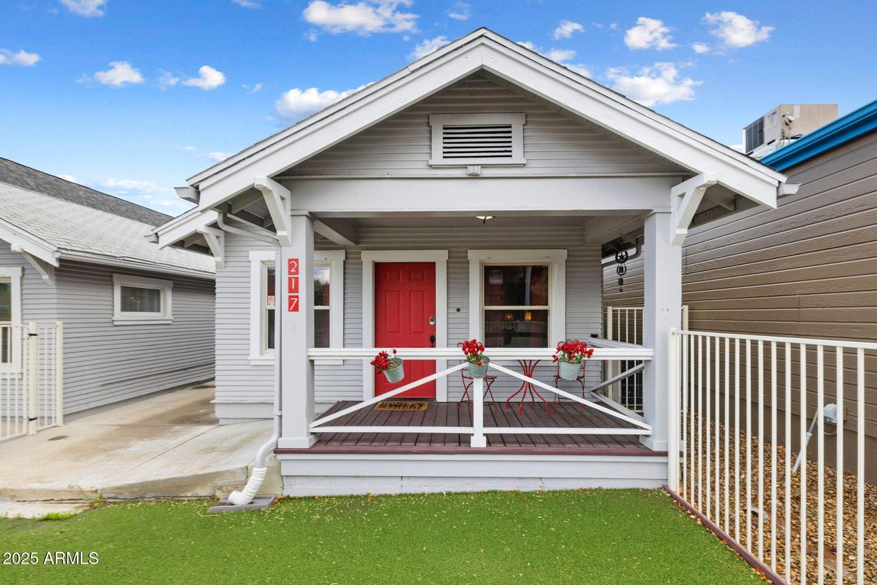 217 Grove Ave., Prescott, AZ 86301