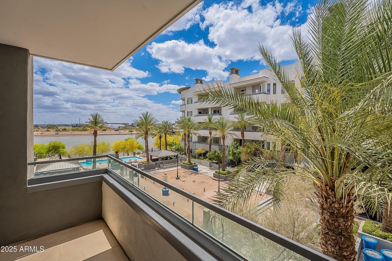 945 E Playa Del Norte Dr. #3002, Tempe, AZ 85288