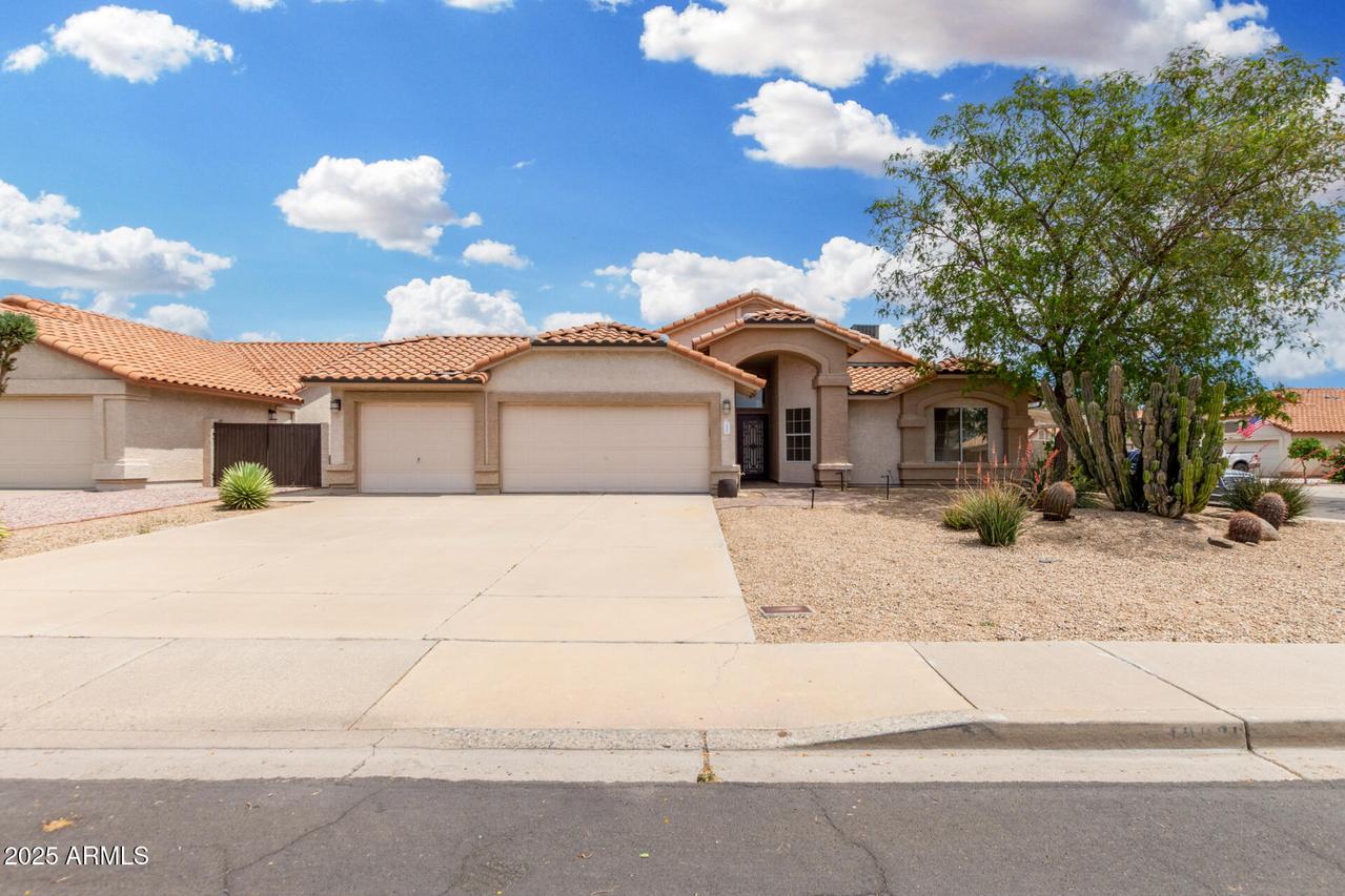 19029 N 36th St., Phoenix, AZ 85050