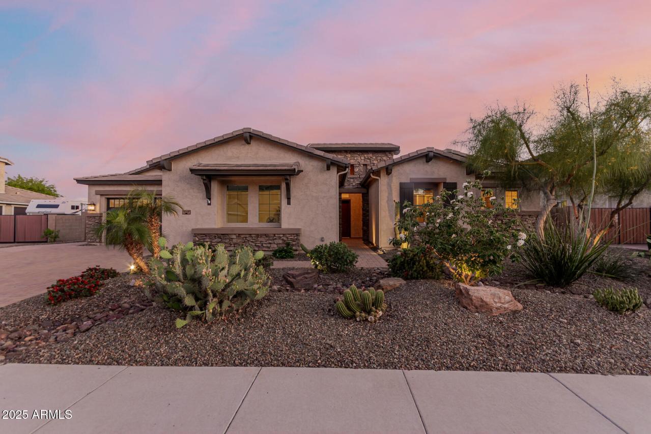 9369 W Via Montoya Dr., Peoria, AZ 85383