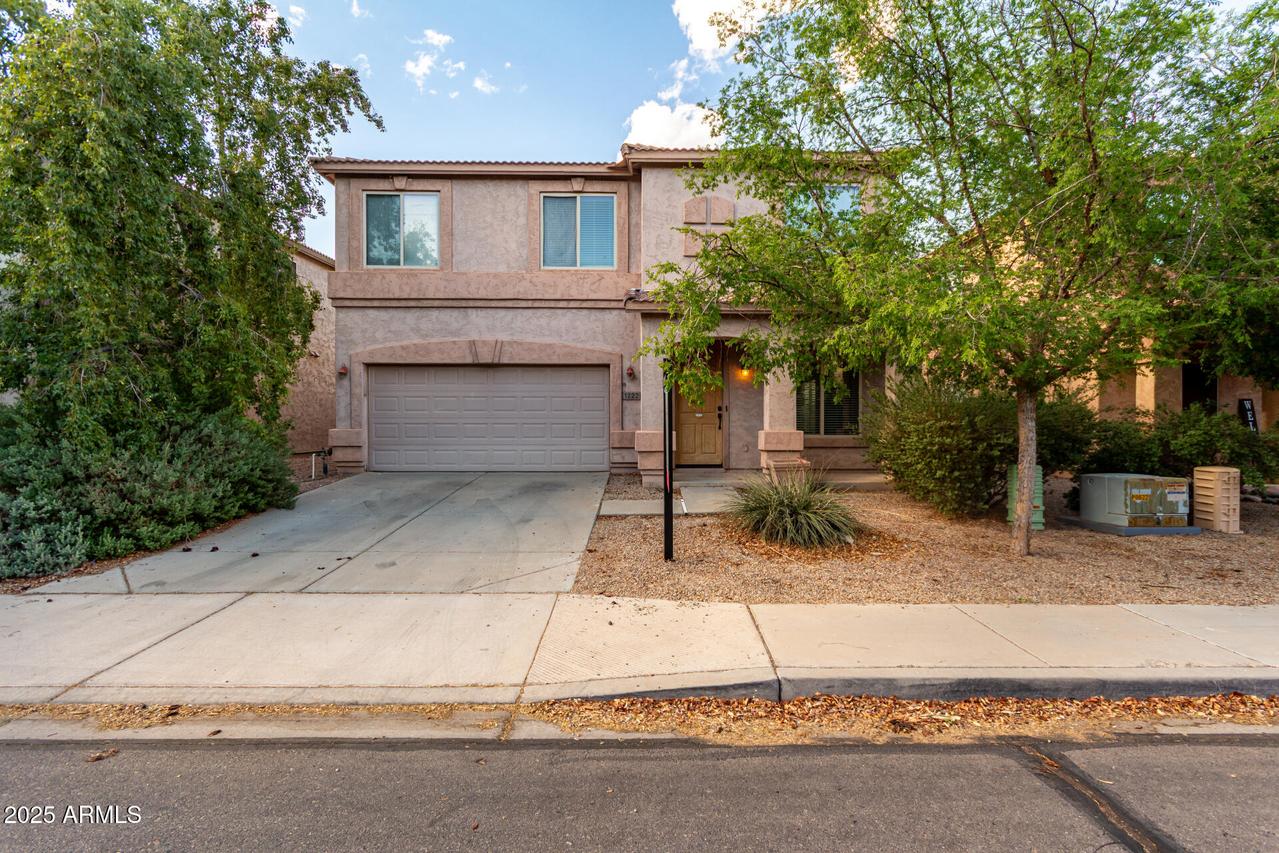 1222 E Canyon Tr., San Tan Valley, AZ 85143