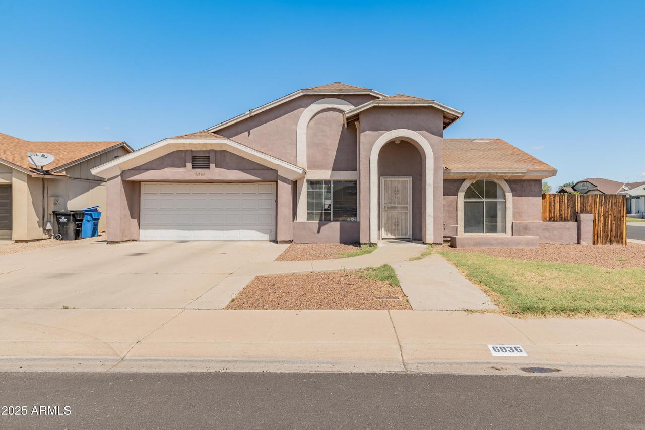 6936 W Monterey Way, Phoenix, AZ 85033