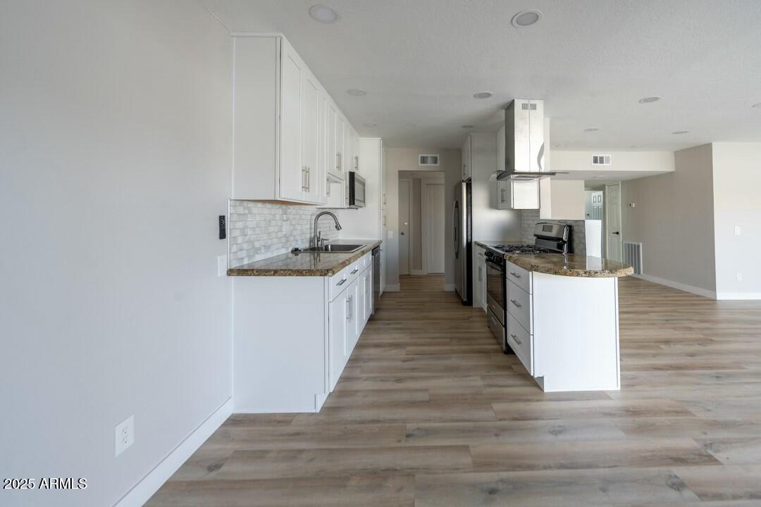 6767 N 7th St. #123, Phoenix, AZ 85014