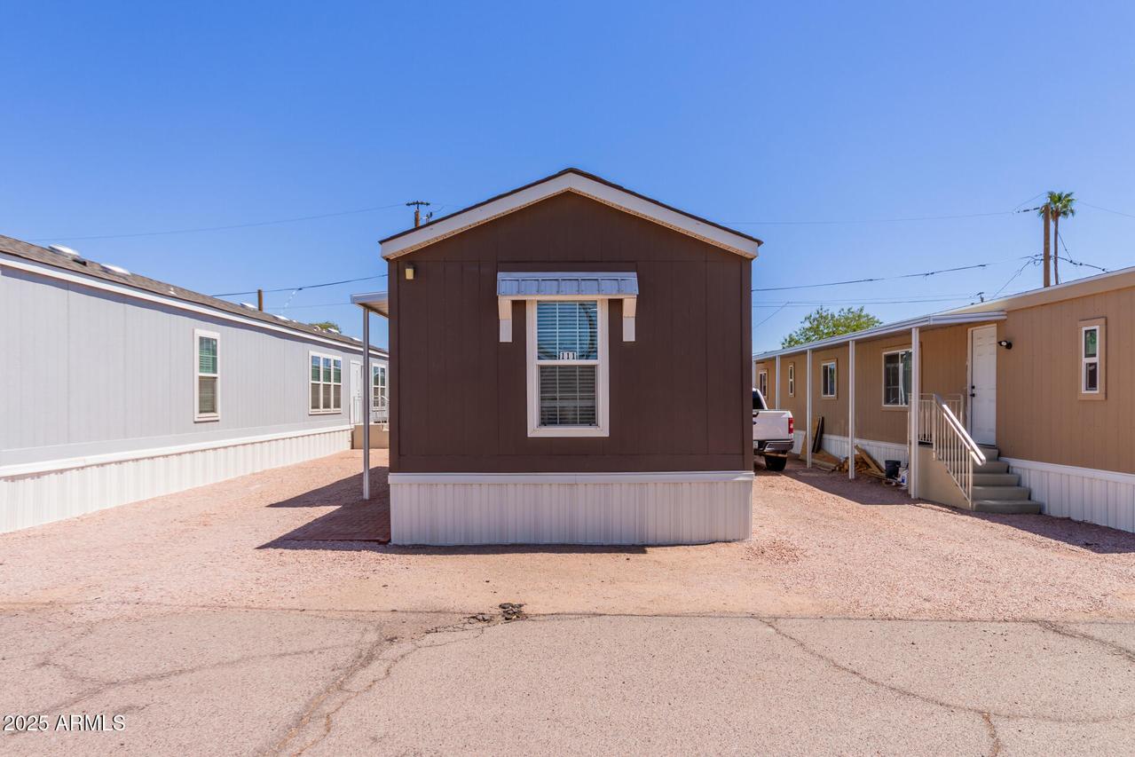 2605 W Van Buren St. #111, Phoenix, AZ 85009