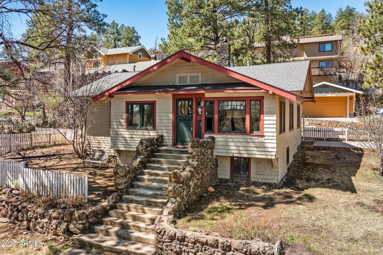203 & 205 S Spring St., Flagstaff, AZ 86001