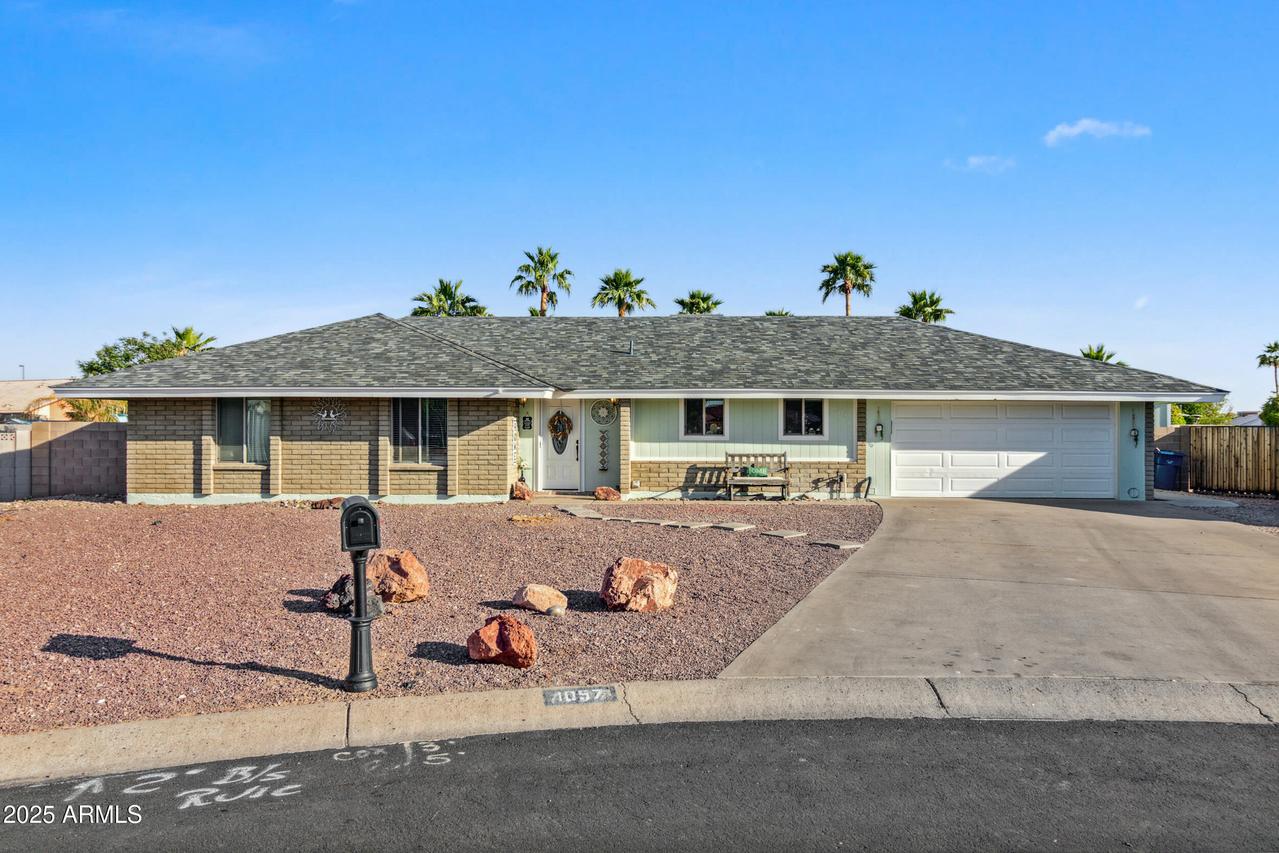 1057 S 74th St., Mesa, AZ 85208
