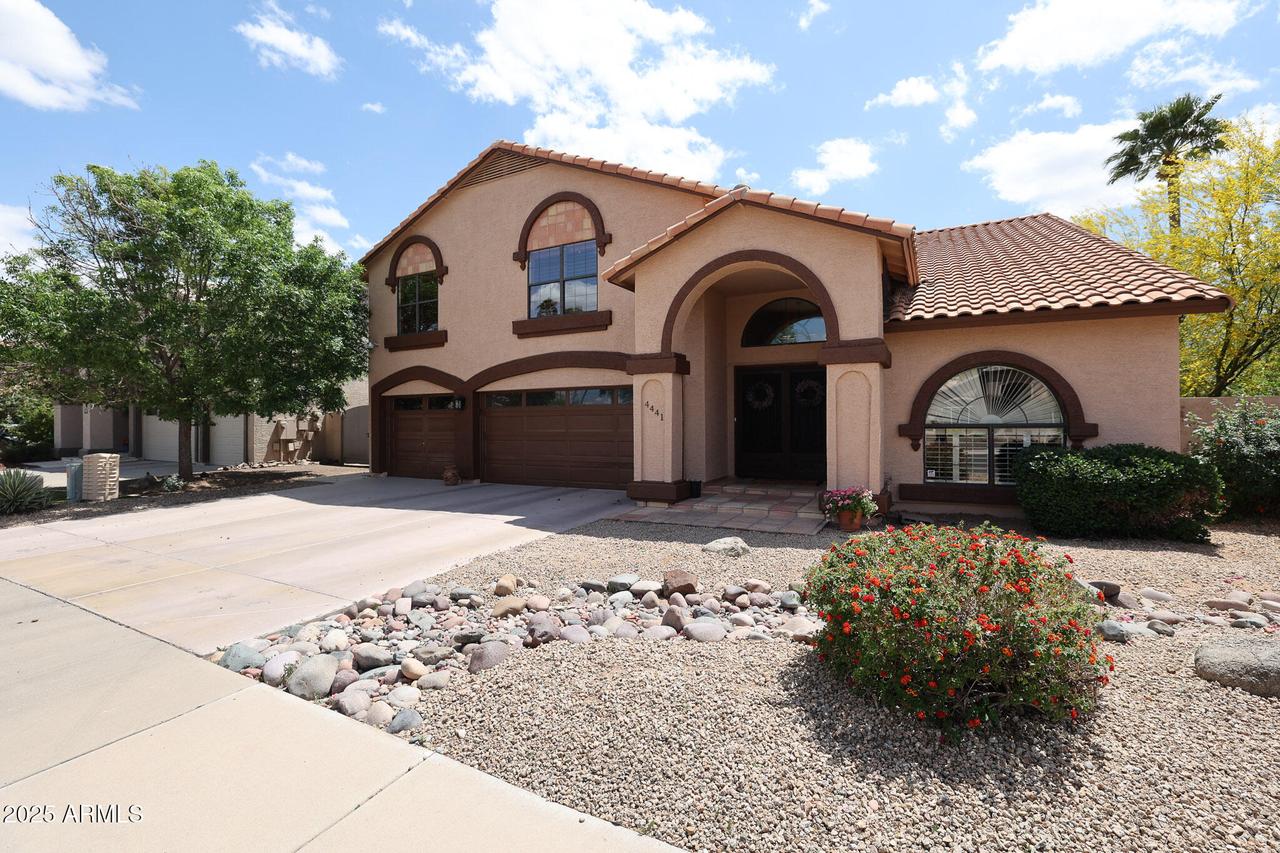 4441 E Sunnyside Ln., Phoenix, AZ 85032