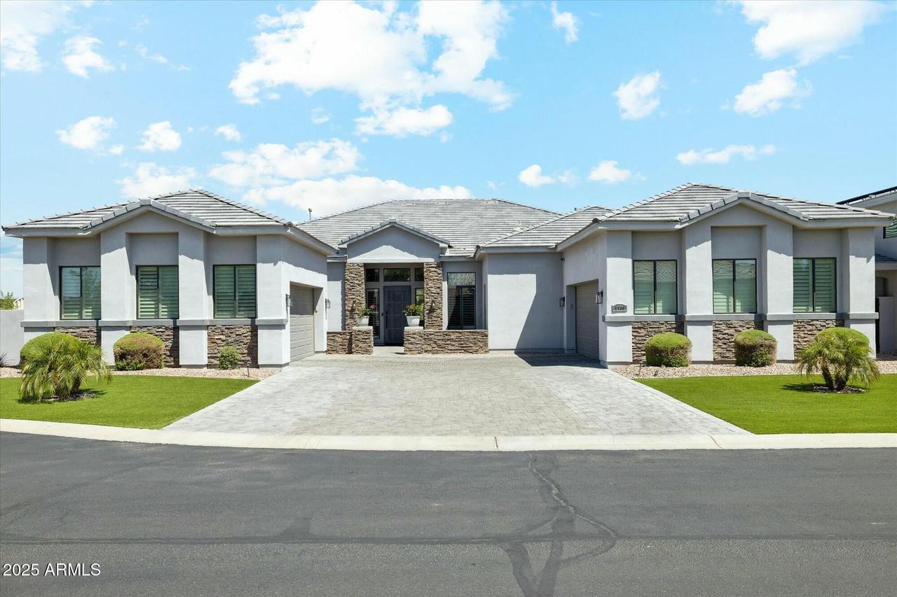1160 E Cedar Pl., Chandler, AZ 85249