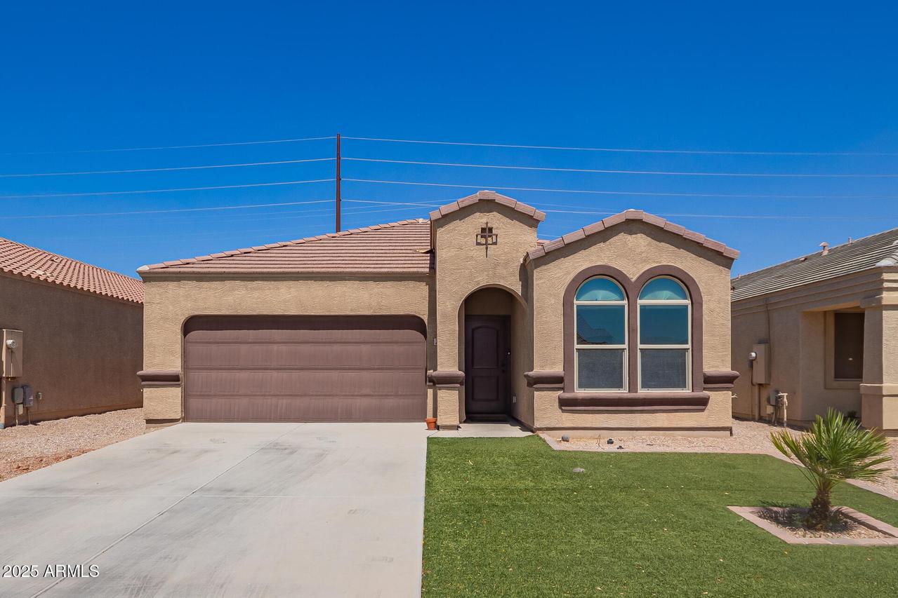 29109 N Fire Agate Rd., San Tan Valley, AZ 85143