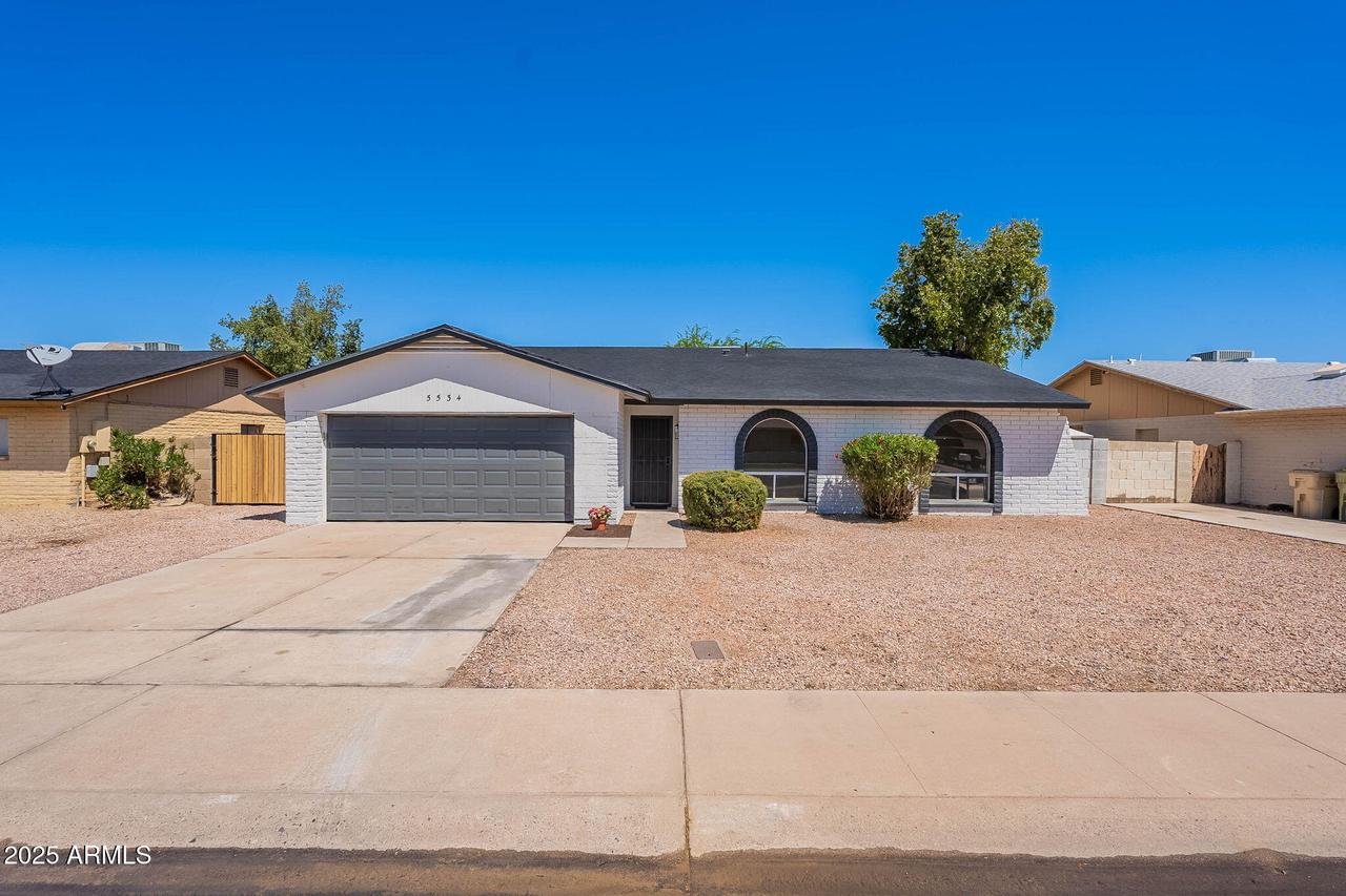 5534 W Calavar Rd., Glendale, AZ 85306
