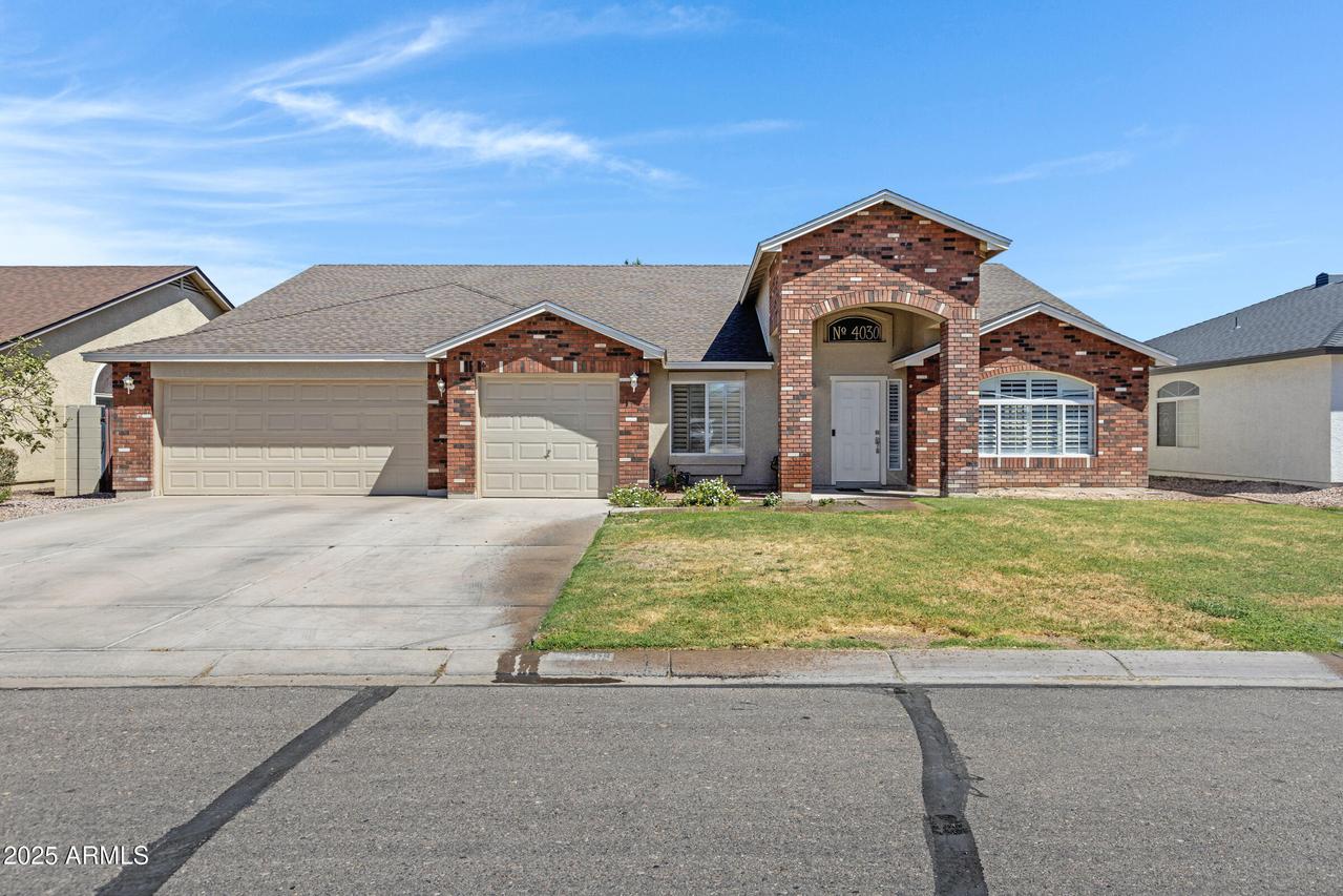 4030 E Meadow Creek Way, San Tan Valley, AZ 85140
