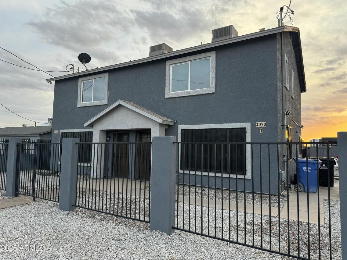 4020 S 15th St., Phoenix, AZ 85040