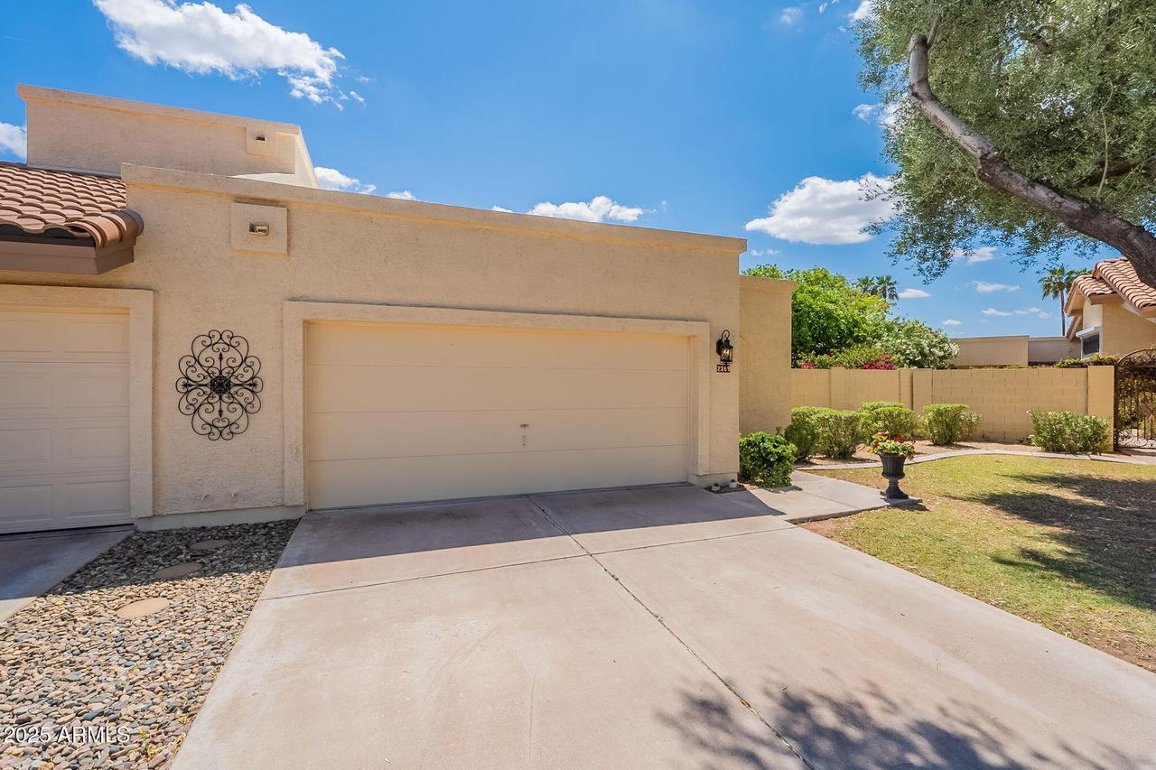 2369 W Shawnee Dr., Chandler, AZ 85224