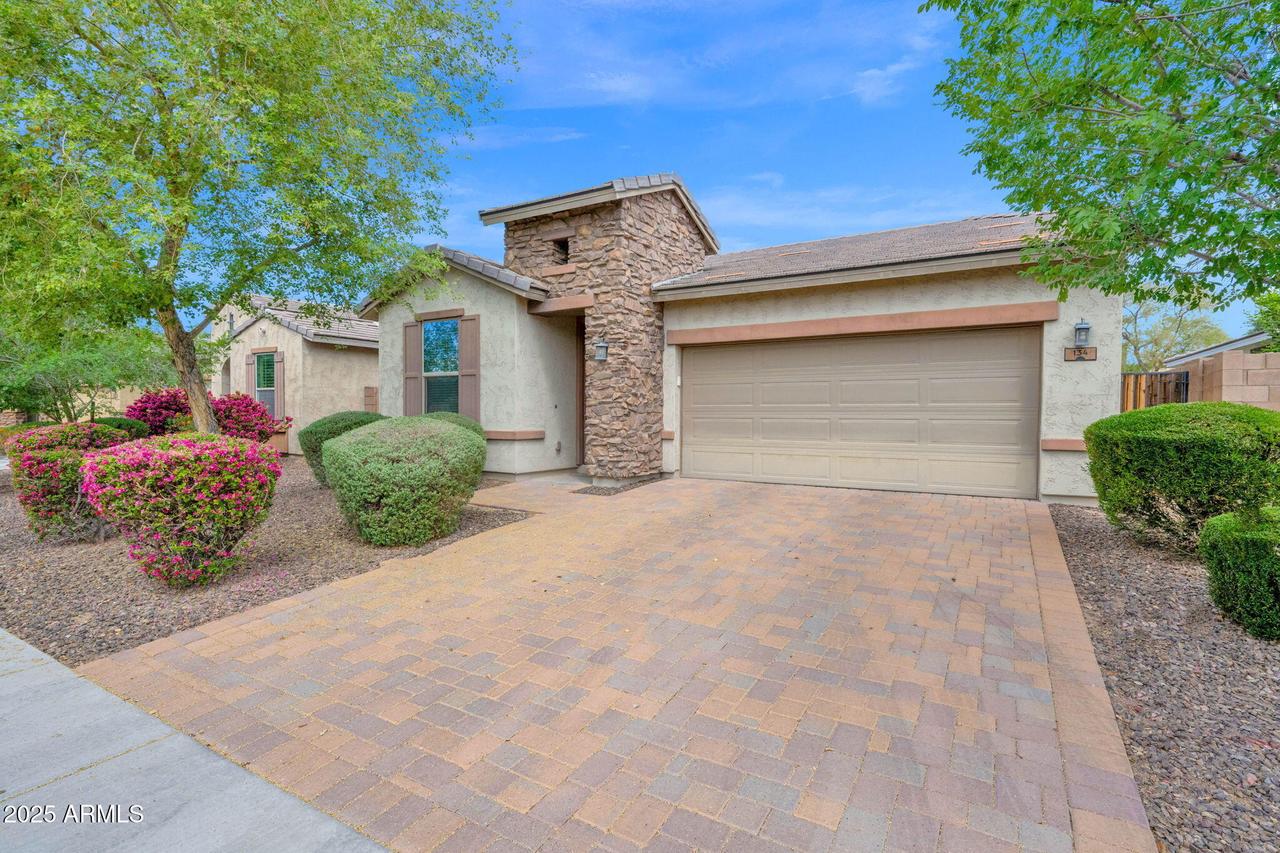 134 E Bernie Ln., Gilbert, AZ 85295