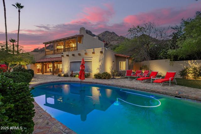 New Homes with Master Bedrooms on the 1st Floor in Paradise Valley: April 19th to April 25th