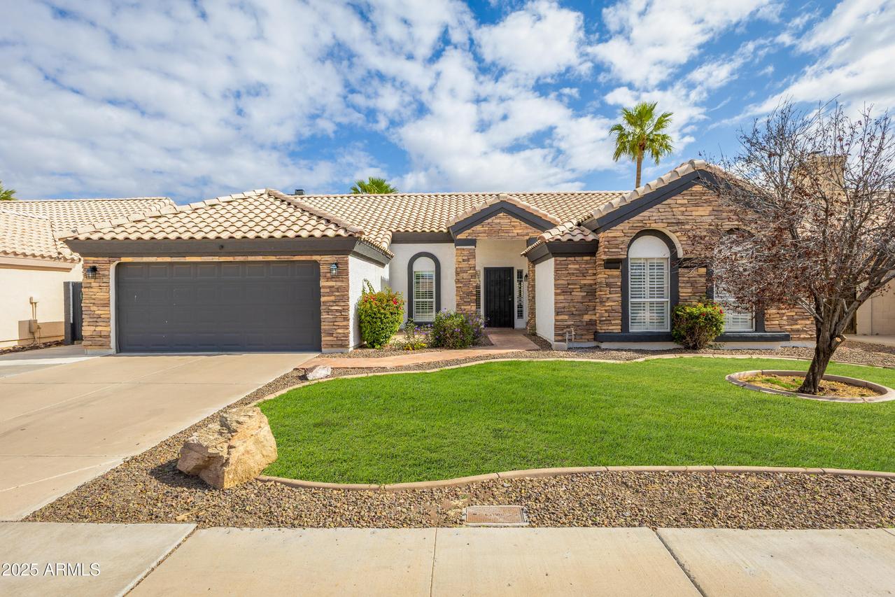 4214 E Morrow Dr., Phoenix, AZ 85050