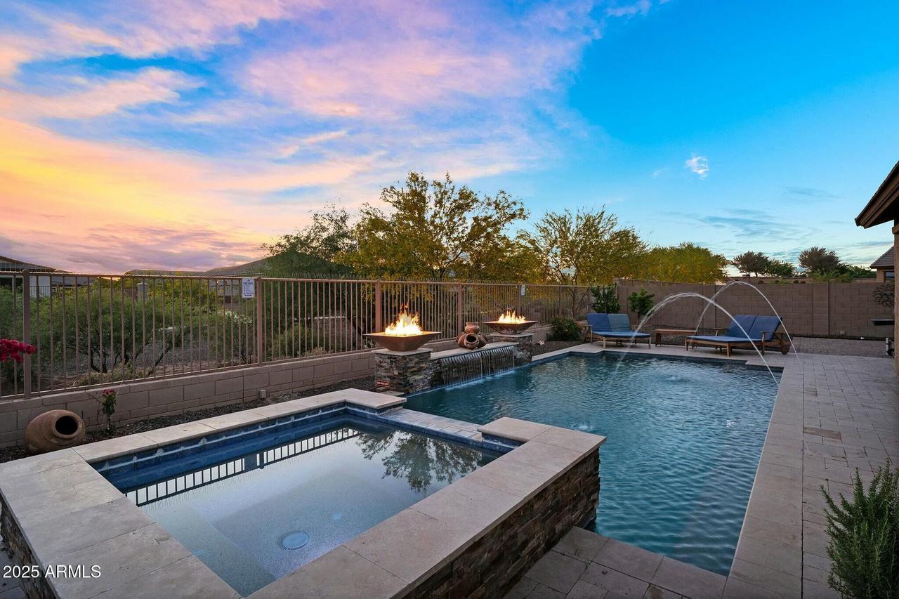 24042 N 170th Ln., Surprise, AZ 85387