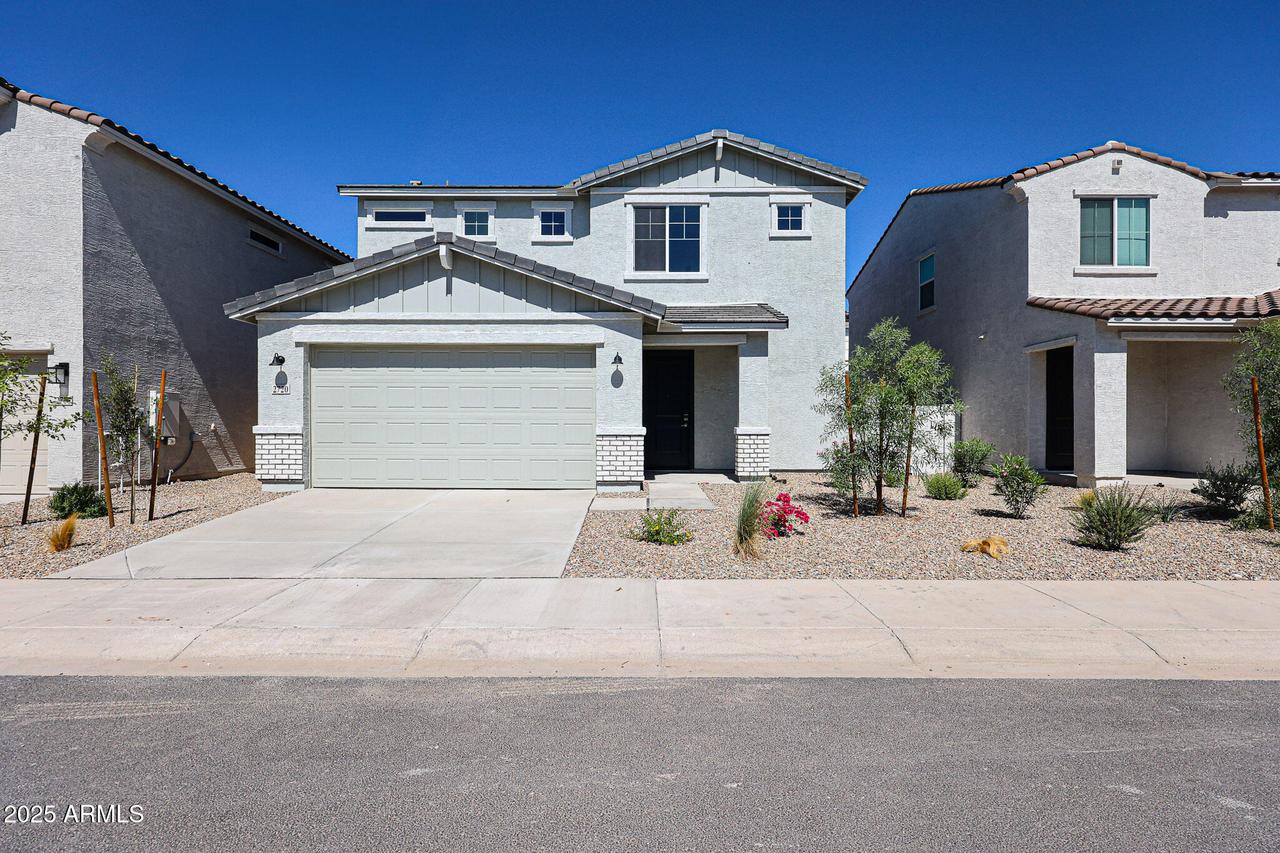 2720 E Dutchmans Tr., Apache Junction, AZ 85119