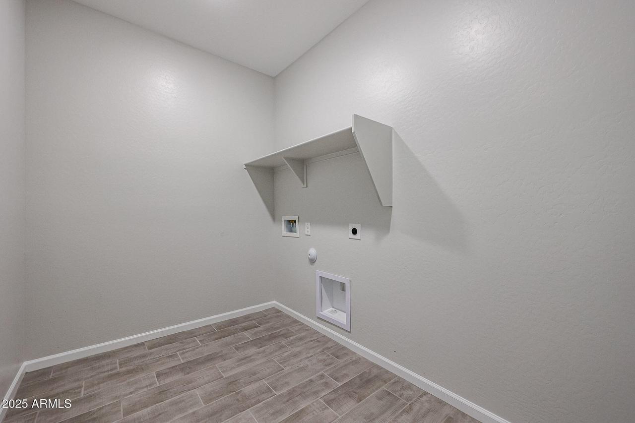 1917 S 246th Ln., Buckeye, AZ 85326