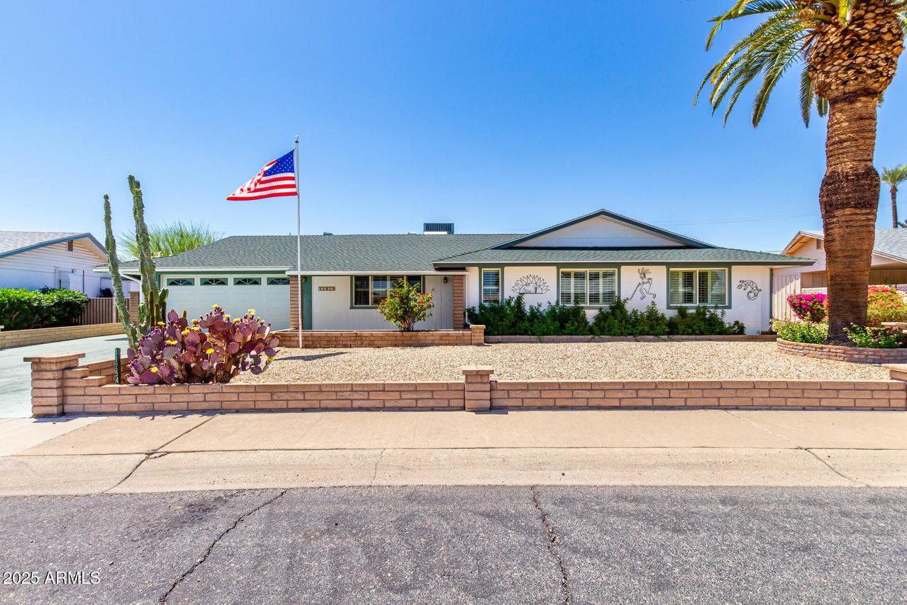 11254 N 109th Ave., Sun City, AZ 85351
