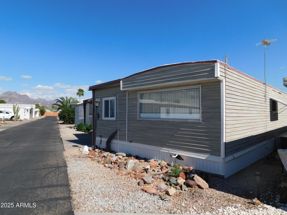 925 N Plaza Dr. #5, Apache Junction, AZ 85120