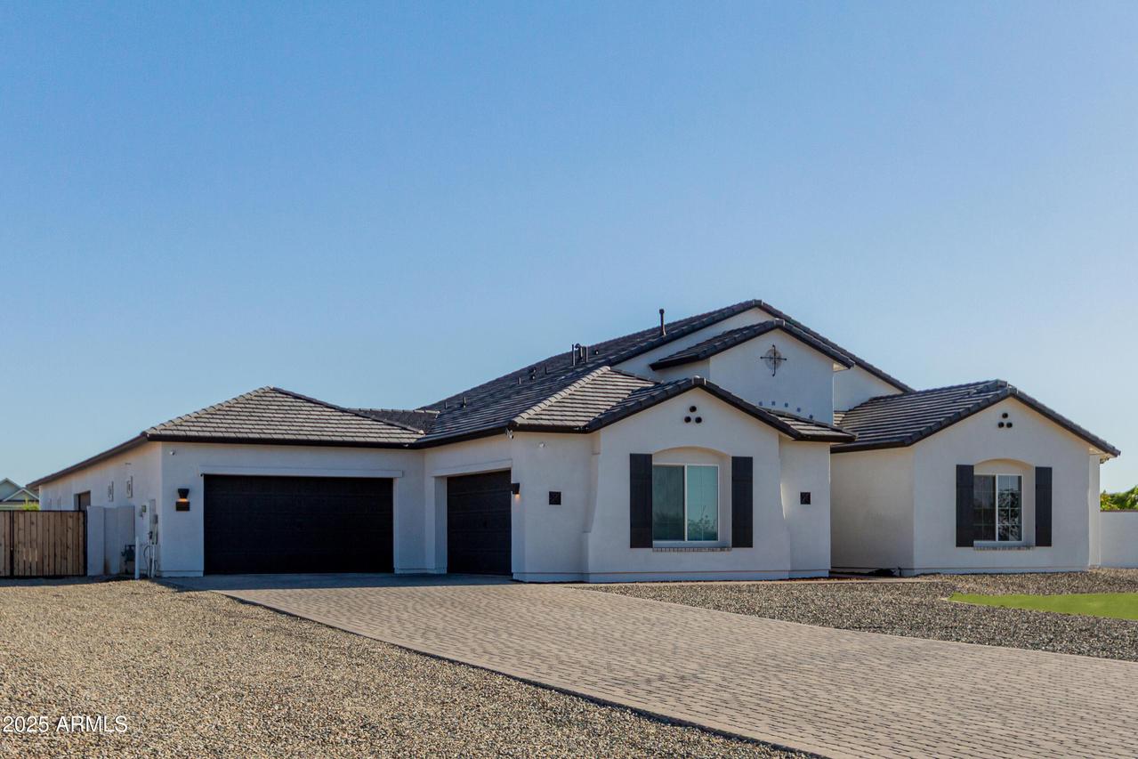 18815 E Country Meadows Ct., Queen Creek, AZ 85142