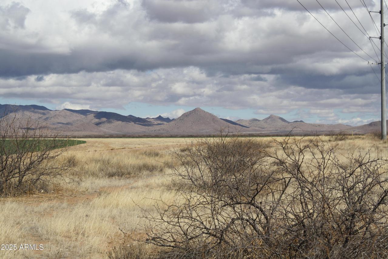 5886 W Howell Rd. #13 and 20, Willcox, AZ 85643