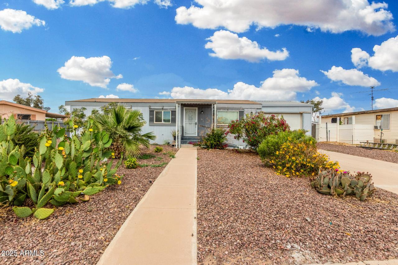 1652 N Mesa Verde Dr., Casa Grande, AZ 85122