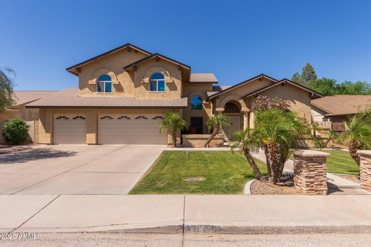 1946 E Caroline Ln., Tempe, AZ 85284