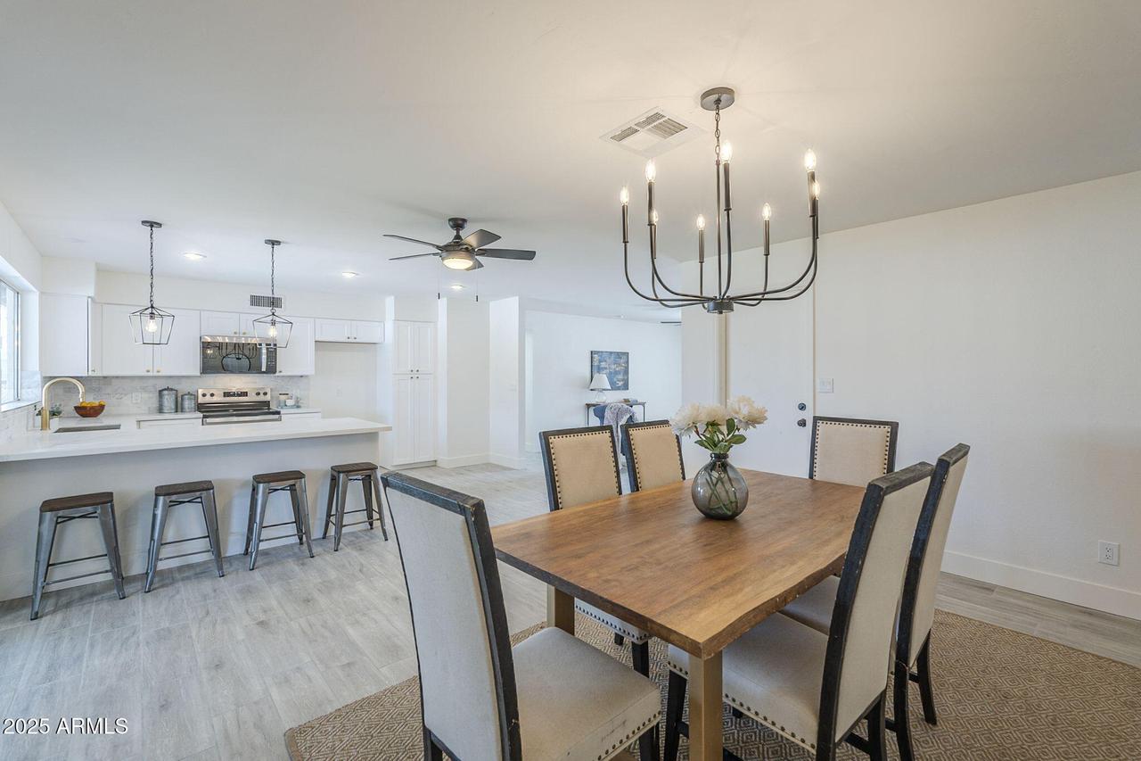 3722 W Michelle Dr., Glendale, AZ 85308