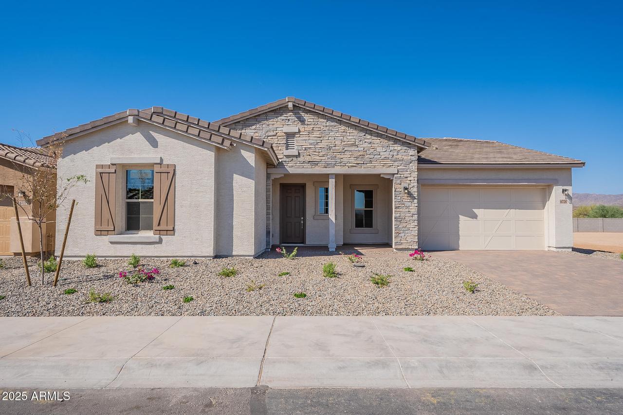 6728 N 190th Dr., Waddell, AZ 85355