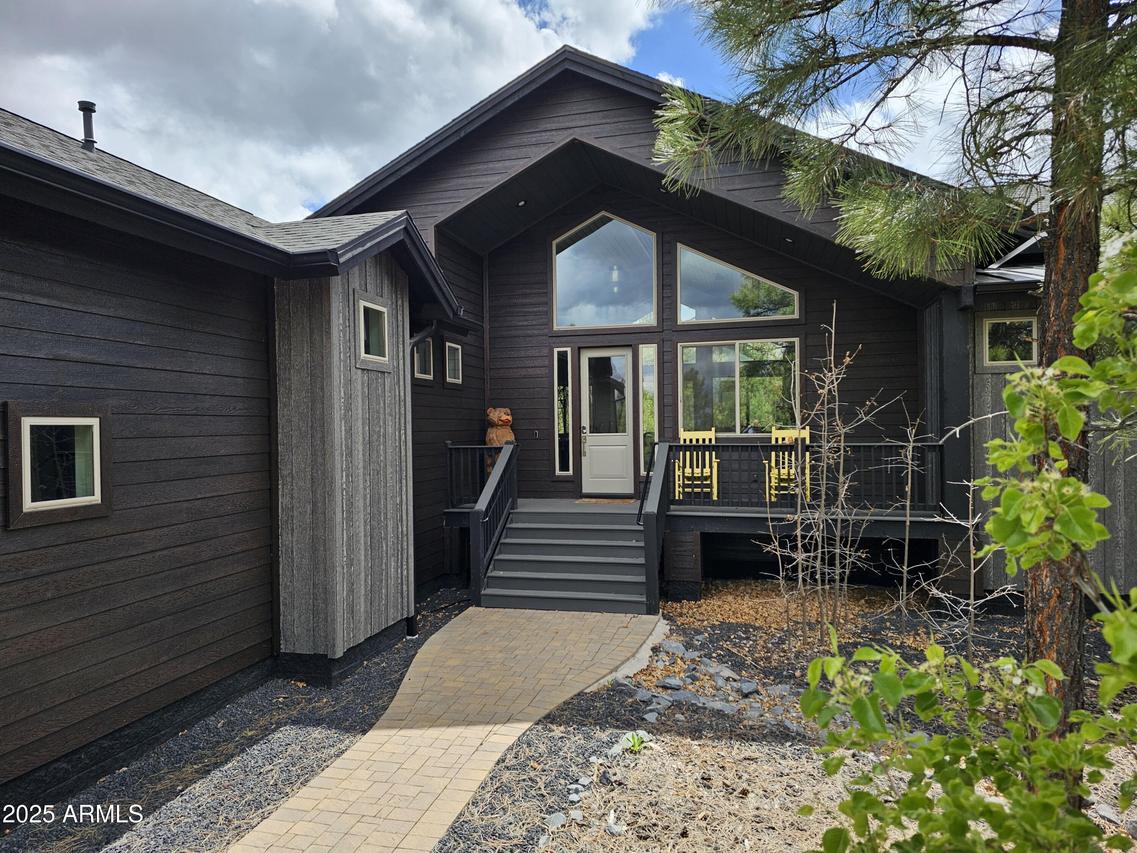 2140 S Monkshood Rd., Show Low, AZ 85901