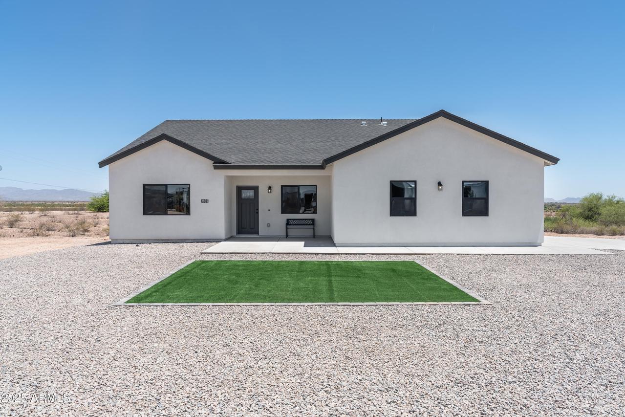 3887 S 331st Ave., Tonopah, AZ 85354