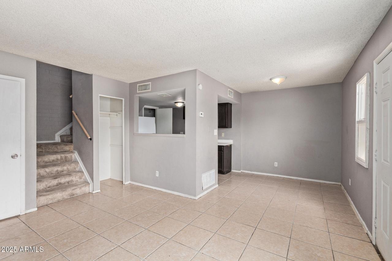 4433 E Wood St., Phoenix, AZ 85040