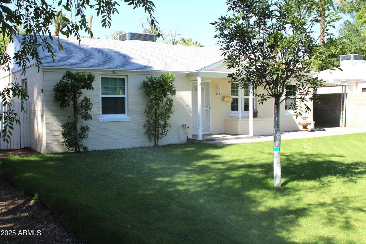 930 W Mackenzie Dr., Phoenix, AZ 85013