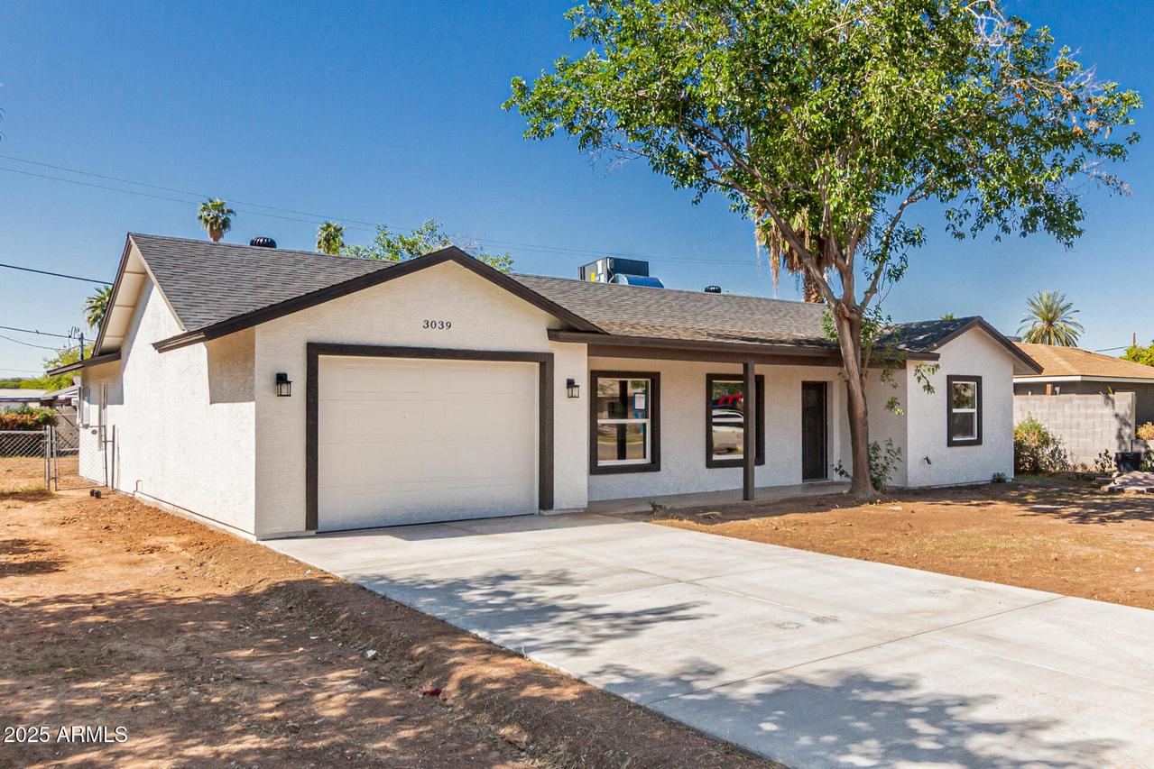 3039 E Willetta St., Phoenix, AZ 85008