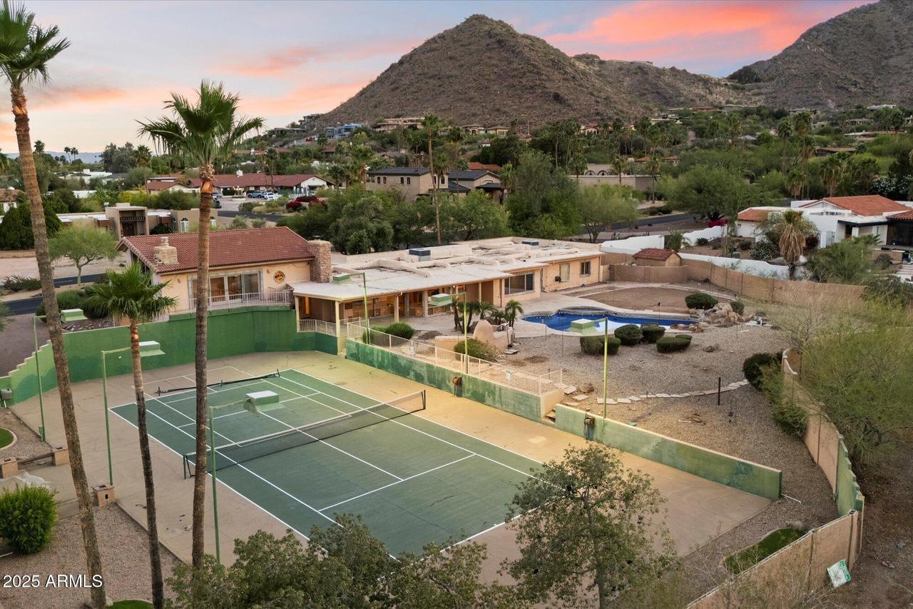 4744 E Foothill Dr., Paradise Valley, AZ 85253