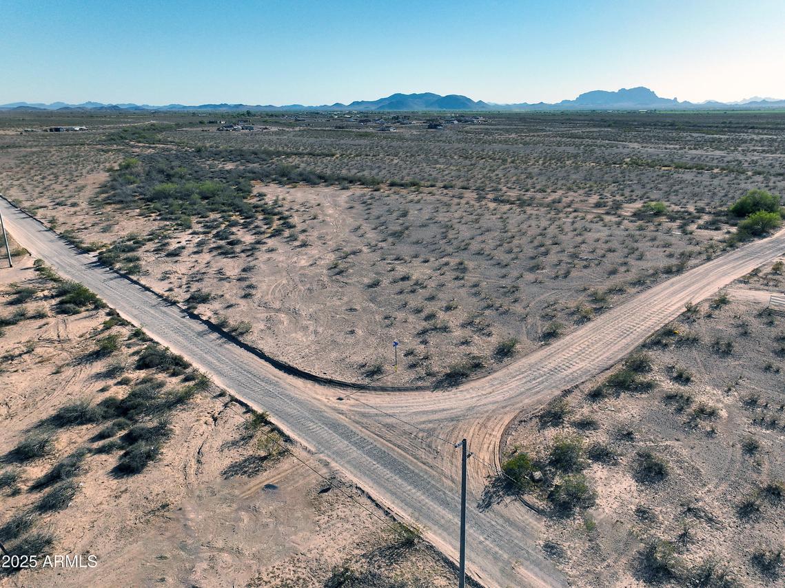 N 377th Ave #33, Tonopah, AZ 85354
