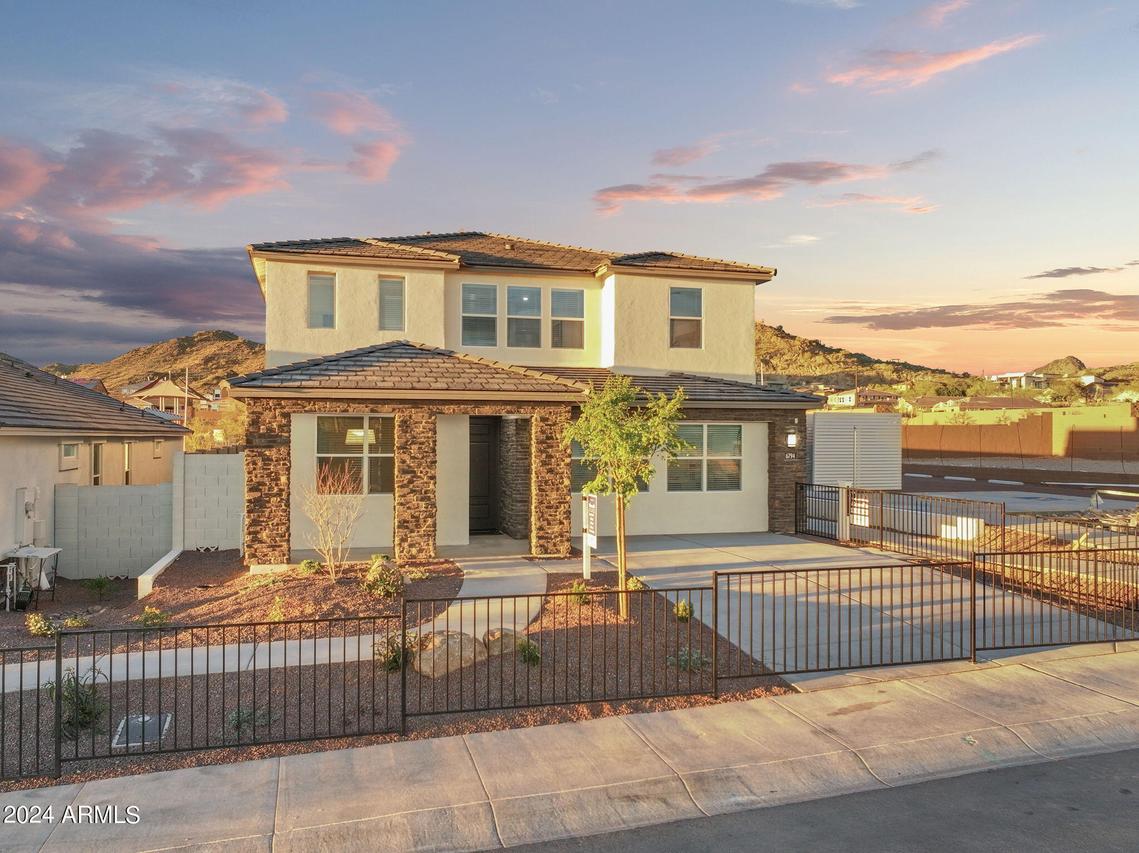 7410 W Buckhorn Tr., Peoria, AZ 85383