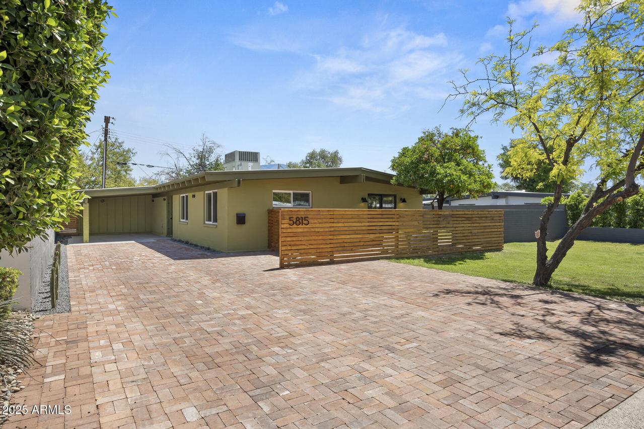 5815 N 10th Pl., Phoenix, AZ 85014