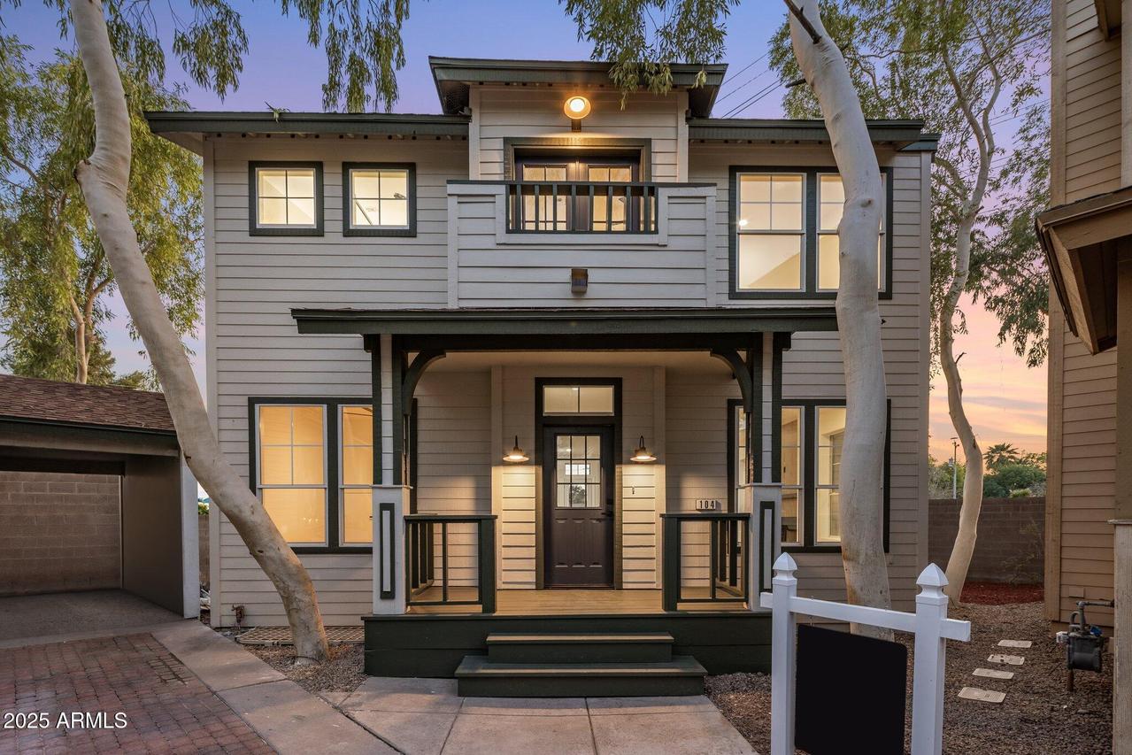942 S Ash Ave. #104, Tempe, AZ 85281