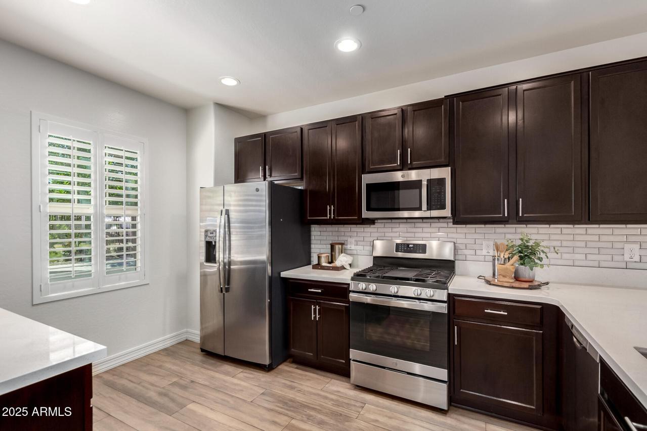 1027 N 70th Way, Scottsdale, AZ 85257
